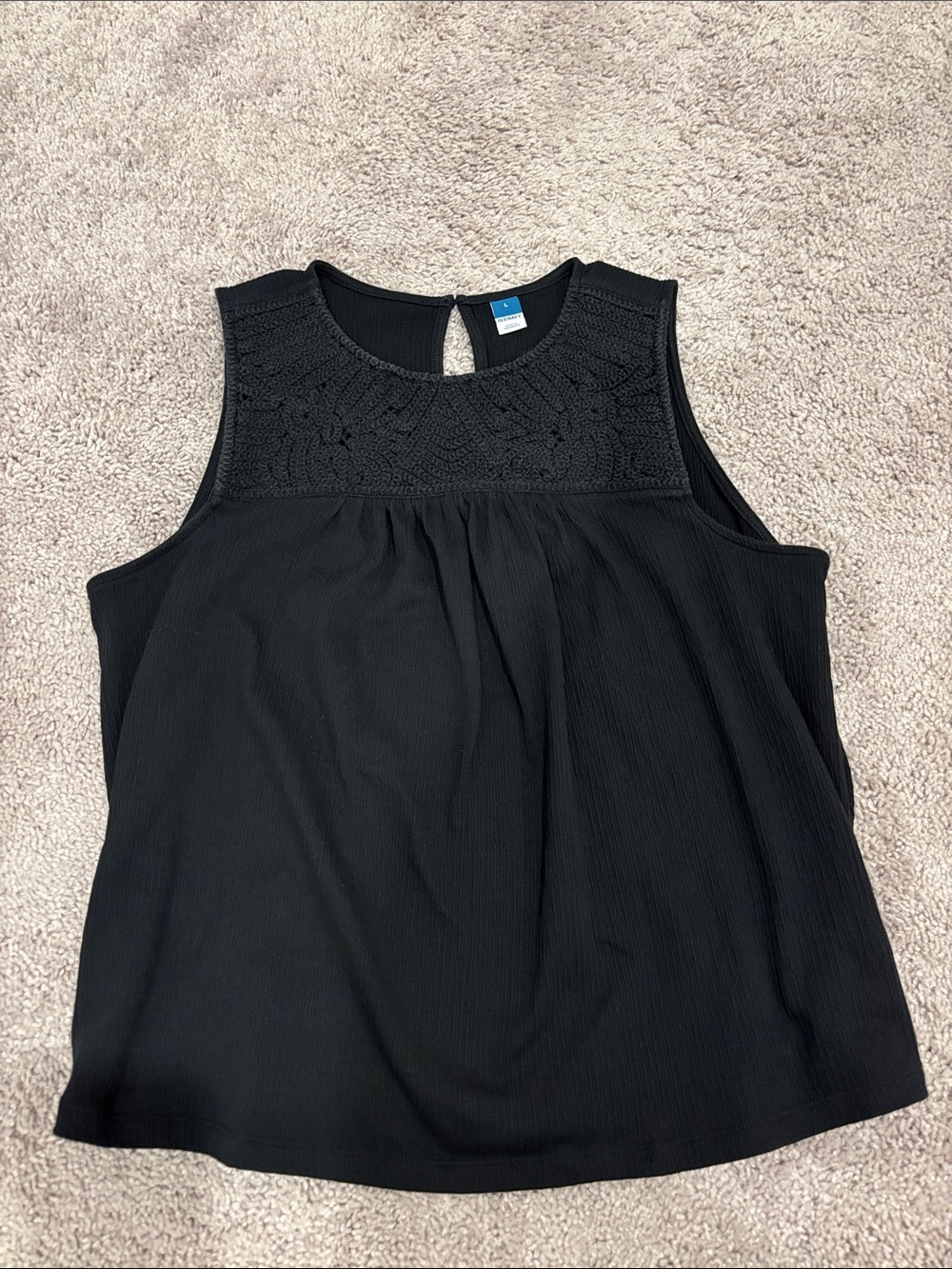 Old Navy crochet detailed tank